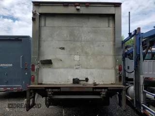 2014 Isuzu NQR IBT PWL with VIN JALE5W167E7900615, listed as a Copart auction lot 62797014 with Not Provided miles and Salvage Title. Bid and sale history available at carsss.com. Image 6.