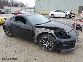 2022 Toyota GR86 with VIN JF1ZNBC10N8756290, listed as a Copart auction lot 42048274 with 34,230 mi miles. Bid and sale history available at carsss.com. Image 4.