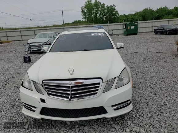 2012 Mercedes-Benz E 350 Luxury with VIN WDDHF5KB9CA590720, listed as a Copart auction lot 56544155 with 187,826 mi miles and Salvage title. Bid and sale history available at DreamBid. Image 13.