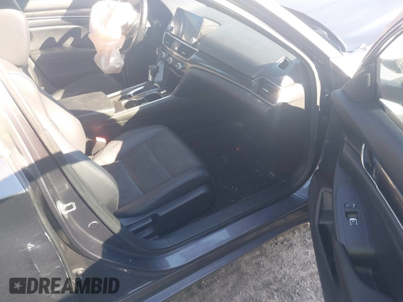 2019 Honda Accord Sport with VIN 1HGCV1F30KA086821, listed as a IAAI auction lot 41580379 with 84,288 mi miles and . Bid and sale history available at DreamBid. Image 5.