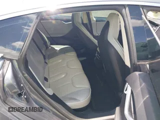 2013 Tesla Model S Performance с VIN 5YJSA1DP9DFP17832, выставлен на аукционе IAAI как лот 42444829 с пробегом 157 909 миль миль и . История ставок и продаж доступна на DreamBid. Изображение 8.