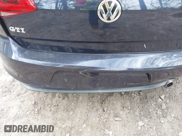 2016 Volkswagen Golf GTI S with VIN 3VWYT7AU1GM037714, listed as a IAAI auction lot 41840958 with 92,170 mi miles. Bid and sale history available at carsss.com. Image 6.