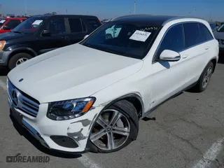 2018 Mercedes-Benz GLC with VIN WDC0G4JB1JV054358, listed as a IAAI auction lot 41656531 with 74,992 mi miles. Bid and sale history available at carsss.com. Image 17.