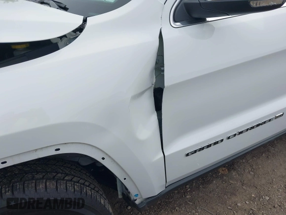 2022 Jeep Grand Cherokee Limited with VIN 1C4RJFBG9NC165925, listed as a IAAI auction lot 42347251 with 48,178 mi miles and . Bid and sale history available at DreamBid. Image 18.