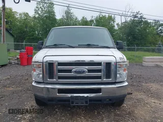 2012 Ford Econoline Cargo Commercial z VIN 1FTNE2EL2CDB16707, wystawiony jako IAAI lot #42358039 z przebiegiem 250 186 mil mil oraz . Historia ofert i sprzedaży dostępna na DreamBid. Obrazek 6.