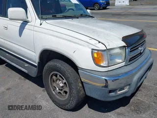 1999 Toyota 4Runner SR5 with VIN JT3GN86RXX0093547, listed as a IAAI auction lot 42134993 with 193,949 mi miles. Bid and sale history available at carsss.com. Image 14.