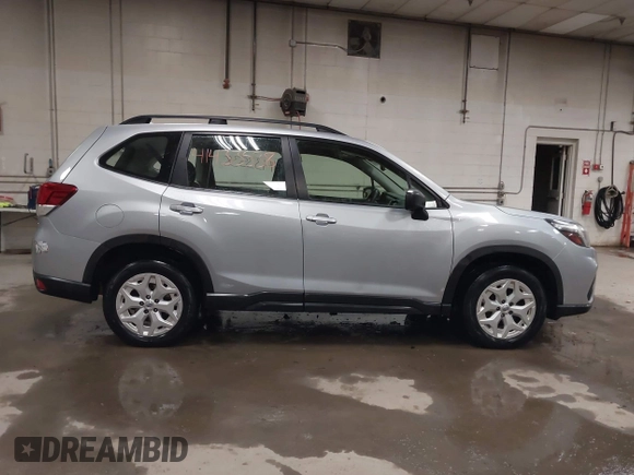 2019 Subaru Forester with VIN JF2SKACC1KH567791, listed as a IAAI auction lot 41433538 with 192,198 mi miles. Bid and sale history available at carsss.com. Image 13.