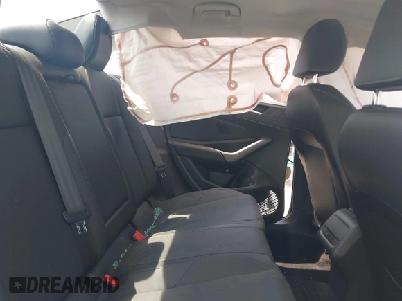 2020 Volkswagen Jetta SEL with VIN 3VWE57BU5LM101498, listed as a IAAI auction lot 42298171 with 28,597 mi miles and . Bid and sale history available at DreamBid. Image 8.