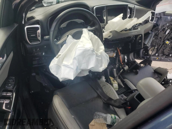 2018 Kia Sportage EX z VIN KNDPNCAC7J7442678, wystawiony jako Copart lot #55504735 z przebiegiem Nie podano mil oraz Szkoda całkowita • Salvage title. Historia ofert i sprzedaży dostępna na DreamBid. Obrazek 8.