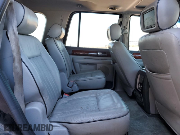 2006 Lincoln Navigator Luxury with VIN 5LMFU27526LJ08518, listed as a Copart auction lot 43039415 with 175,393 mi miles and Salvage Title. Bid and sale history available at carsss.com. Image 10.