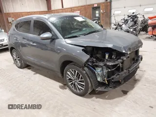2019 Hyundai Tucson SEL z VIN KM8J3CAL0KU851969, wystawiony jako IAAI lot #42248684 z przebiegiem 78 200 mil mil oraz . Historia ofert i sprzedaży dostępna na DreamBid. Obrazek 1.