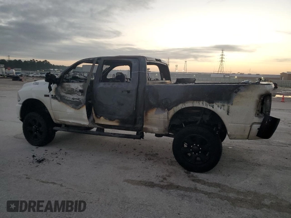 2017 Ram 2500 Big Horn with VIN 3C6UR5DJ4HG776489, listed as a Copart auction lot 47929565 with 0 mi miles and Non Repairable. Bid and sale history available at carsss.com. Image 2.