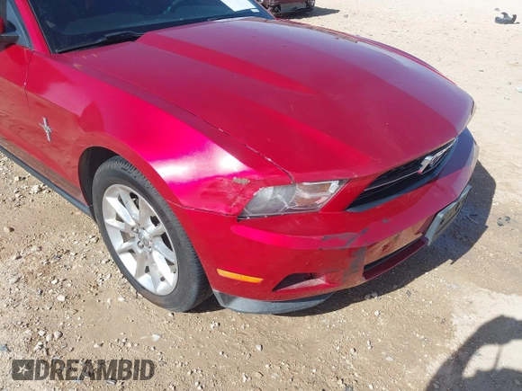 2011 Ford Mustang V6 with VIN 1ZVBP8AM4B5145257, listed as a IAAI auction lot 41817452 with 115,114 mi miles and . Bid and sale history available at carsss.com. Image 17.