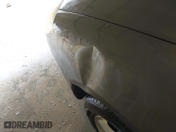 2003 Ford Taurus SE Standard z VIN 1FAFP53UX3G167579, wystawiony jako IAAI lot #42140606 z przebiegiem 178 147 mil mil oraz . Historia ofert i sprzedaży dostępna na DreamBid. Obrazek 6.