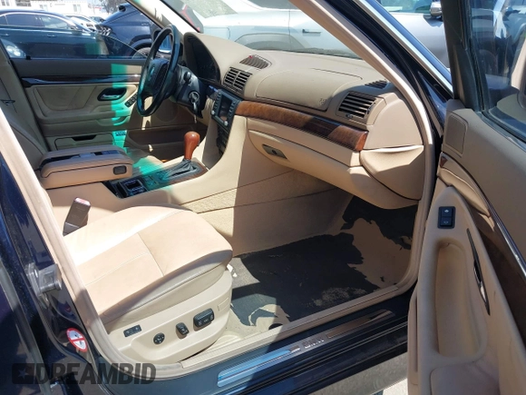 2001 BMW 7 Series 740iL with VIN WBAGH83451DP33964, listed as a IAAI auction lot 42223541 with 192,111 mi miles and . Bid and sale history available at DreamBid. Image 5.