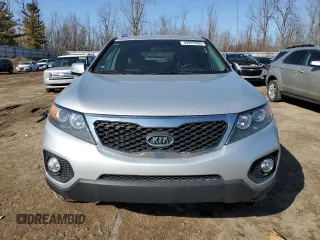 2013 Kia Sorento EX with VIN 5XYKU4A68DG347146, listed as a Copart auction lot 48263405 with 129,198 mi miles and Clean Title. Bid and sale history available at DreamBid. Image 5.