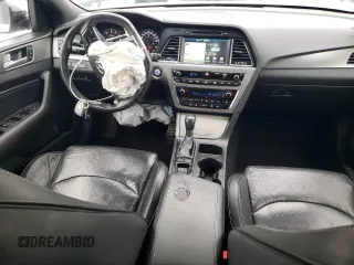 2015 Hyundai Sonata Limited z VIN 5NPE34AB5FH095932, wystawiony jako Copart lot #61799995 z przebiegiem 270 615 mil mil oraz Szkoda całkowita • Salvage title. Historia ofert i sprzedaży dostępna na DreamBid. Obrazek 8.