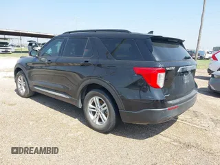 2022 Ford Explorer XLT z VIN 1FMSK7DH1NGA36852, wystawiony jako IAAI lot #41941093 z przebiegiem 40 623 mil mil oraz . Historia ofert i sprzedaży dostępna na DreamBid. Obrazek 3.
