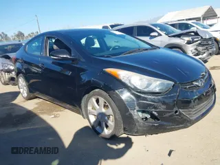 2013 Hyundai Elantra GLS z VIN 5NPDH4AE3DH346984, wystawiony jako IAAI lot #41665097 z przebiegiem 115 824 mil mil oraz . Historia ofert i sprzedaży dostępna na DreamBid. Obrazek 1.