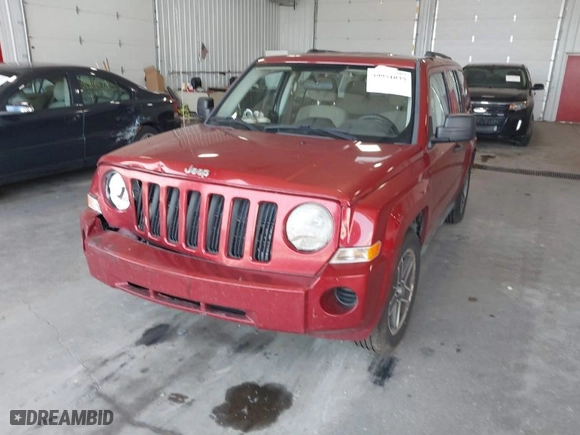 2010 Jeep Patriot Sport with VIN 1J4NF2GB1AD508652, listed as a IAAI auction lot 39951035 with 191,642 mi miles. Bid and sale history available at carsss.com. Image 6.