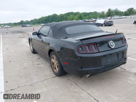 2013 Ford Mustang V6 with VIN 1ZVBP8EM9D5239373, listed as a IAAI auction lot 42373631 with 110,821 mi miles and . Bid and sale history available at DreamBid. Image 3.