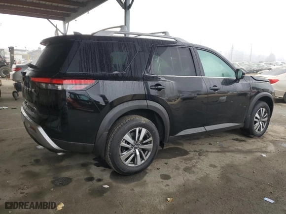 2024 Nissan Pathfinder SL with VIN 5N1DR3CA1RC317144, listed as a Copart auction lot 85895234 with 970 mi miles and Salvage Title. Bid and sale history available at carsss.com. Image 3.