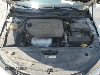 2015 Chrysler 200 S с VIN 1C3CCCBB0FN717664, выставлен на аукционе Copart как лот 58769445 с пробегом 119 217 миль миль и Чистый • Clean title. История ставок и продаж доступна на DreamBid. Изображение 11.