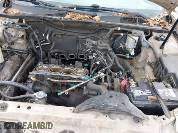 2004 Toyota Camry LE with VIN 4T1BE32K94U347539, listed as a IAAI auction lot 41957246 with 234,747 mi miles and . Bid and sale history available at carsss.com. Image 10.