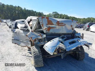2001 Dodge Ram 2500 with VIN 1B7KF23Z71J220955, listed as a IAAI auction lot 37789873 with 0 mi miles. Bid and sale history available at carsss.com. Image 1.