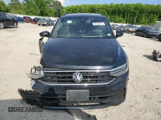 2022 Volkswagen Tiguan SE R-Line Black with VIN 3VVCB7AXXNM044895, listed as a Copart auction lot 55125375 with 52,629 mi miles and Salvage title. Bid and sale history available at DreamBid. Image 5.