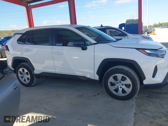 2024 Toyota RAV4 LE with VIN 2T3H1RFV7RC292151, listed as a IAAI auction lot 41673806 with 6,592 mi miles. Bid and sale history available at carsss.com. Image 13.