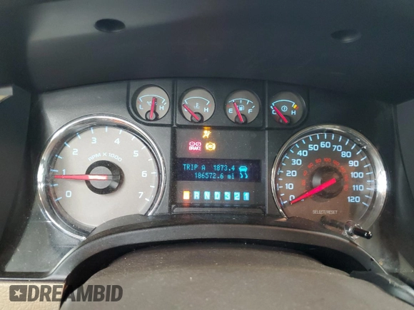 2009 Ford F-150 XL with VIN 1FTPW14V09FB11277, listed as a Copart auction lot 59531415 with 186,572 mi miles and Salvage title. Bid and sale history available at DreamBid. Image 9.