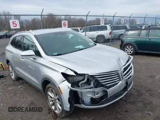 2015 Lincoln MKC with VIN 5LMTJ2AH6FUJ10863, listed as a IAAI auction lot 41983116 with 111,250 mi miles. Bid and sale history available at carsss.com. Image 6.