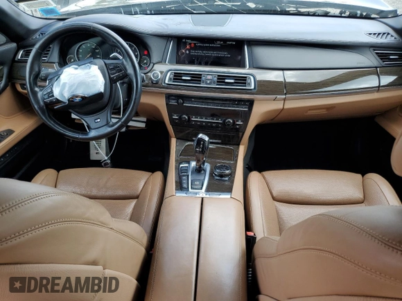 2015 BMW 7 Series 750i xDrive with VIN WBAYB6C58FD966084, listed as a Copart auction lot 61875325 with 159,616 mi miles and Salvage title. Bid and sale history available at DreamBid. Image 8.