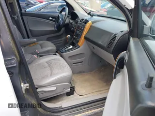 2006 Saturn VUE z VIN 5GZCZ53466S847373, wystawiony jako IAAI lot #42251649 z przebiegiem 211 375 mil mil oraz . Historia ofert i sprzedaży dostępna na DreamBid. Obrazek 5.