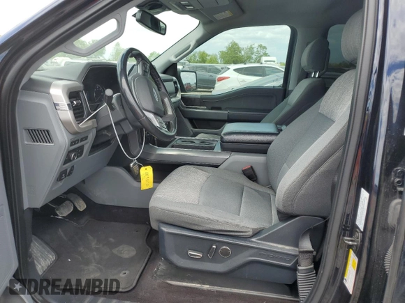 2021 Ford F-150 XL z VIN 1FTEW1C51MFB48436, wystawiony jako Copart lot #52362115 z przebiegiem 92 311 mil mil oraz Czysty tytuł • Clean title. Historia ofert i sprzedaży dostępna na DreamBid. Obrazek 7.