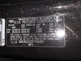 2014 Kia Soul with VIN KNDJN2A20E7740437, listed as a IAAI auction lot 41716835 with 90,582 mi miles. Bid and sale history available at carsss.com. Image 9.