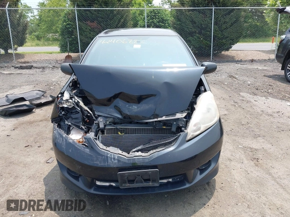 2010 Honda Fit Sport with VIN JHMGE8G40AC013031, listed as a IAAI auction lot 42406883 with 245,755 mi miles and . Bid and sale history available at DreamBid. Image 12.