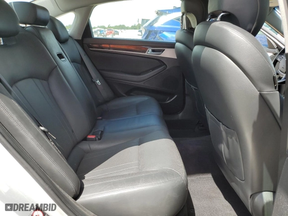 2017 Genesis G80 3.8L with VIN KMHGN4JE9HU177552, listed as a Copart auction lot 68233884 with 72,861 mi miles and Salvage Title. Bid and sale history available at carsss.com. Image 10.