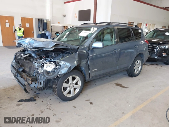 2007 Toyota RAV4 Limited with VIN JTMBK31VX75027962, listed as a IAAI auction lot 41664414 with 155,433 mi miles. Bid and sale history available at carsss.com. Image 2.