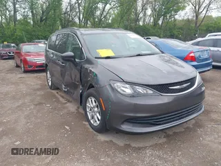 2020 Chrysler Voyager LXi z VIN 2C4RC1DG9LR265439, wystawiony jako IAAI lot #42122596 z przebiegiem 117 662 mil mil oraz . Historia ofert i sprzedaży dostępna na DreamBid. Obrazek 1.