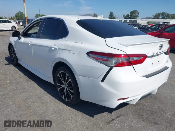 2019 Toyota Camry LE z VIN 4T1B11HK8KU741053, wystawiony jako IAAI lot #42348823 z przebiegiem 71 443 mil mil oraz . Historia ofert i sprzedaży dostępna na DreamBid. Obrazek 3.