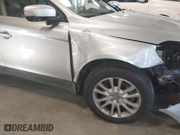 2010 Volvo XC60 3.0T z VIN YV4992DZ6A2032861, wystawiony jako IAAI lot #41348219 z przebiegiem 136 749 mil mil oraz . Historia ofert i sprzedaży dostępna na DreamBid. Obrazek 13.