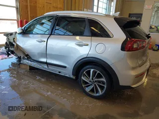 2019 Kia Niro Touring with VIN KNDCE3LC8K5304429, listed as a IAAI auction lot 41374848 with 1 mi miles. Bid and sale history available at carsss.com. Image 3.