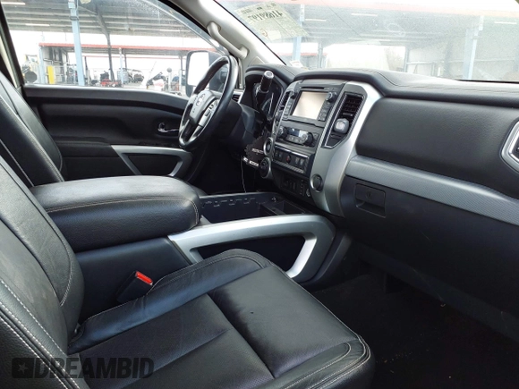 2017 Nissan Titan Pro-4X z VIN 1N6BA1F45HN519305, wystawiony jako IAAI lot #41689197 z przebiegiem 116 562 mil mil oraz . Historia ofert i sprzedaży dostępna na DreamBid. Obrazek 5.