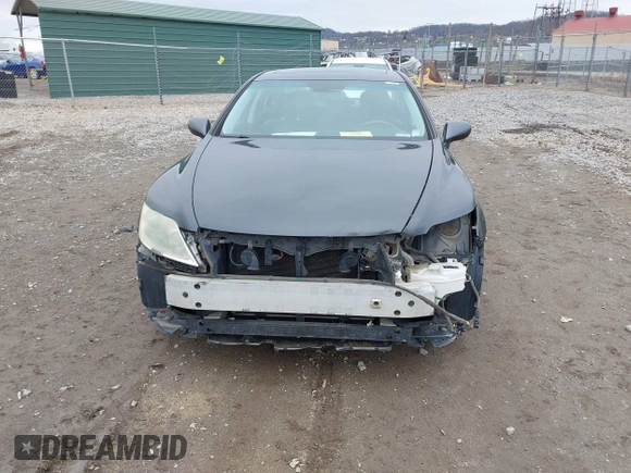 2007 Lexus LS 460 z VIN JTHBL46F275001780, wystawiony jako IAAI lot #41921719 z przebiegiem 65 407 mil mil oraz . Historia ofert i sprzedaży dostępna na DreamBid. Obrazek 13.