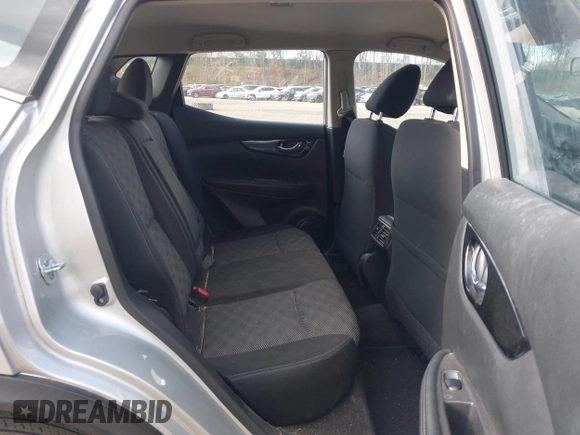 2017 Nissan Rogue SL z VIN JN1BJ1CR7HW141374, wystawiony jako IAAI lot #42017382 z przebiegiem 197 956 mil mil oraz . Historia ofert i sprzedaży dostępna na DreamBid. Obrazek 8.