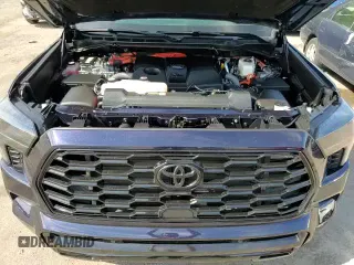 2025 Toyota Sequoia SR5 with VIN 7SVAAABA9SX055317, listed as a Copart auction lot 80983995 with 1,076 mi miles and Salvage title. Bid and sale history available at DreamBid. Image 14.