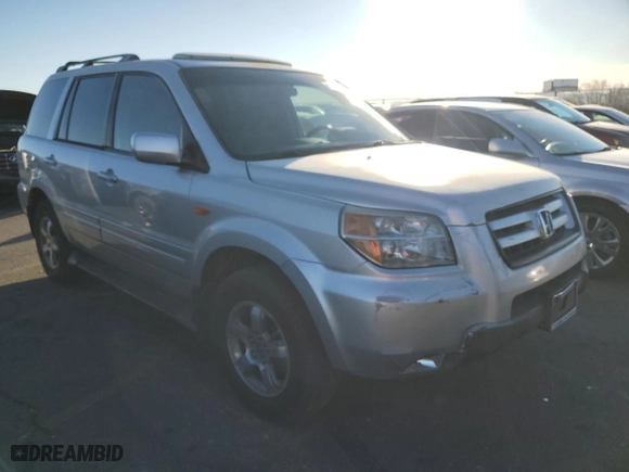 2008 Honda Pilot SE with VIN 5FNYF28318B020038, listed as a Copart auction lot 89345765 with 124,263 mi miles and Clean Title. Bid and sale history available at carsss.com. Image 4.