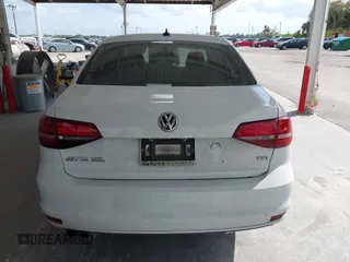 2016 Volkswagen Jetta Sedan 1.8T SEL with VIN 3VWL07AJ5GM310789, listed as a IAAI auction lot 41596429 with 169,910 mi miles. Bid and sale history available at carsss.com. Image 16.